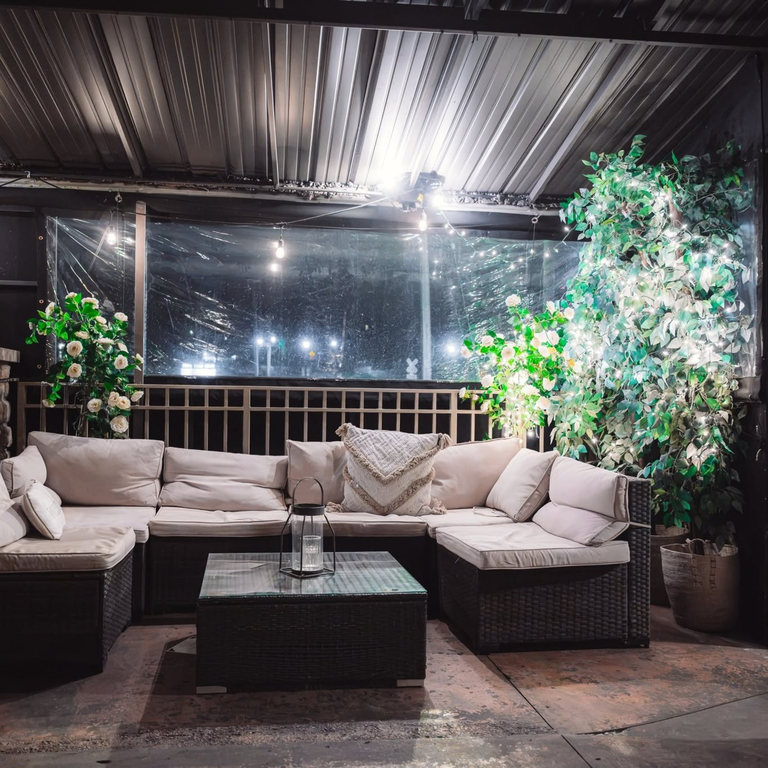 BEST HEATED PATIO IN BROOKFIELD WI