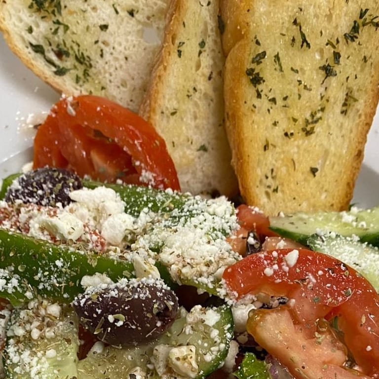 Fresh Greek Salad: A Mediterranean Delight