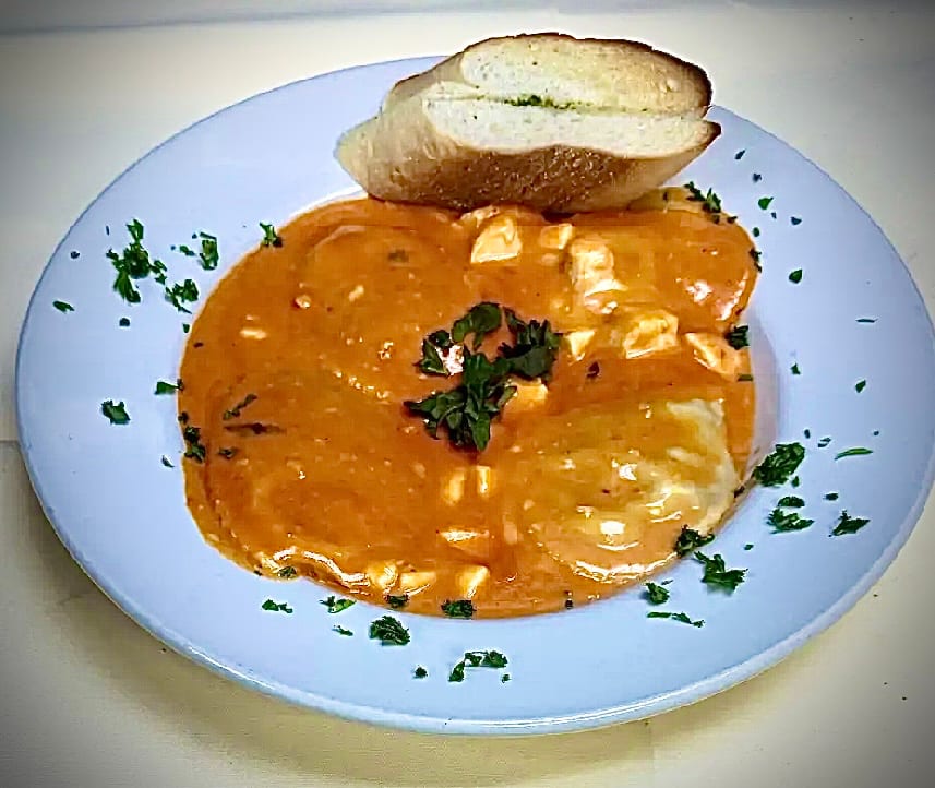 BEEF SHORT RIB RAVIOLI ROZA.